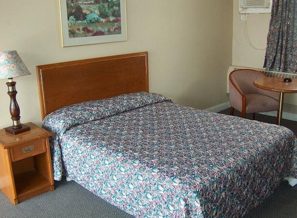 Barrie Motel エクステリア 写真